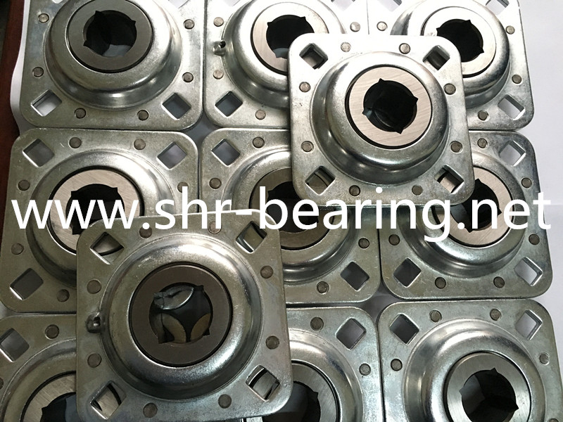 FD209-1-1/8SQ Agriculture Bearing, Flanged Disc, Relubricable, Four Bolts.